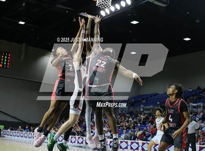 Thumbnail 3 in East Poinsett County vs. Tuckerman (AAA 2A State Final) photogallery.