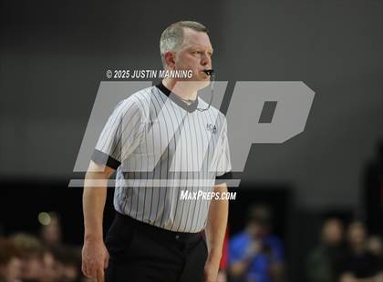 Thumbnail 3 in East Poinsett County vs. Tuckerman (AAA 2A State Final) photogallery.