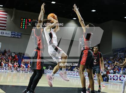 Thumbnail 1 in East Poinsett County vs. Tuckerman (AAA 2A State Final) photogallery.