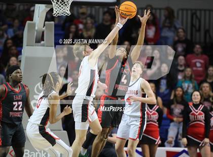 Thumbnail 2 in East Poinsett County vs. Tuckerman (AAA 2A State Final) photogallery.