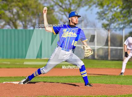 Thumbnail 1 in Pawhuska @ Newkirk photogallery.