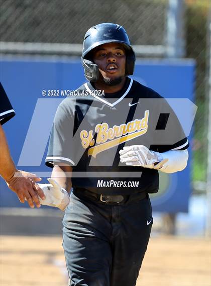 Thumbnail 2 in Riverside Prep vs. St. Bernard photogallery.