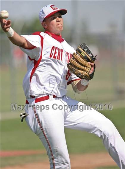 Thumbnail 3 in Centennial vs. Madera (CIF CS D1 Playoffs) photogallery.