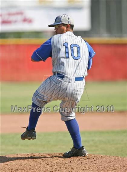 Thumbnail 2 in Centennial vs. Madera (CIF CS D1 Playoffs) photogallery.