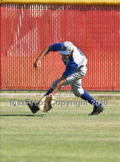 Thumbnail 3 in Centennial vs. Madera (CIF CS D1 Playoffs) photogallery.