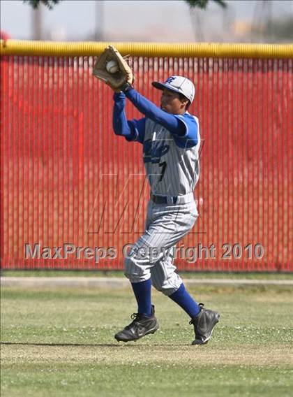 Thumbnail 2 in Centennial vs. Madera (CIF CS D1 Playoffs) photogallery.