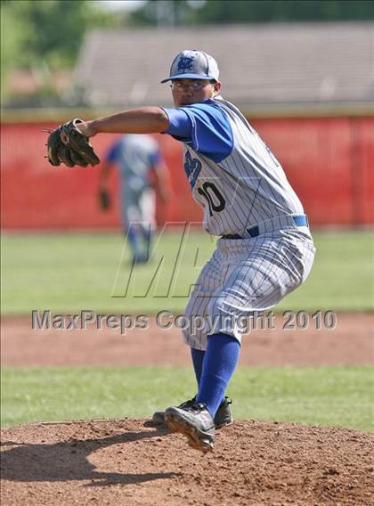 Thumbnail 3 in Centennial vs. Madera (CIF CS D1 Playoffs) photogallery.