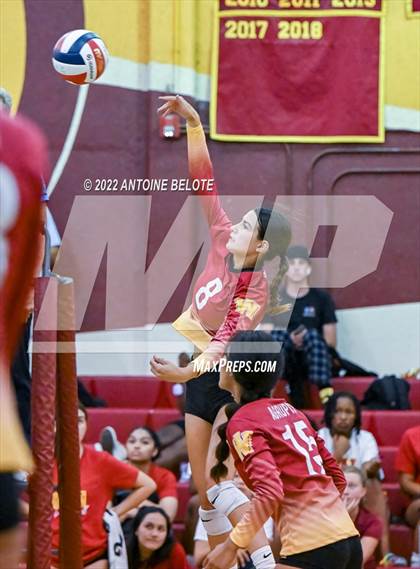 Thumbnail 3 in Harvard-Westlake @ Woodrow Wilson photogallery.
