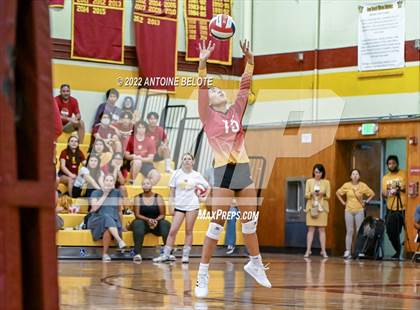 Thumbnail 3 in Harvard-Westlake @ Woodrow Wilson photogallery.