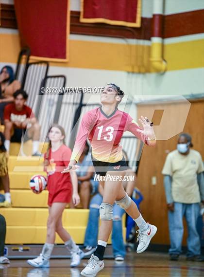 Thumbnail 3 in Harvard-Westlake @ Woodrow Wilson photogallery.