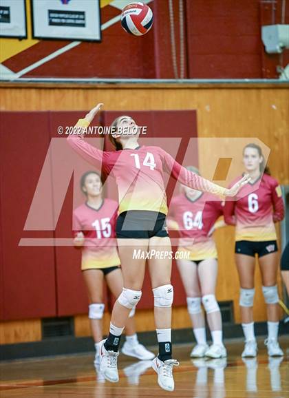 Thumbnail 1 in Harvard-Westlake @ Woodrow Wilson photogallery.