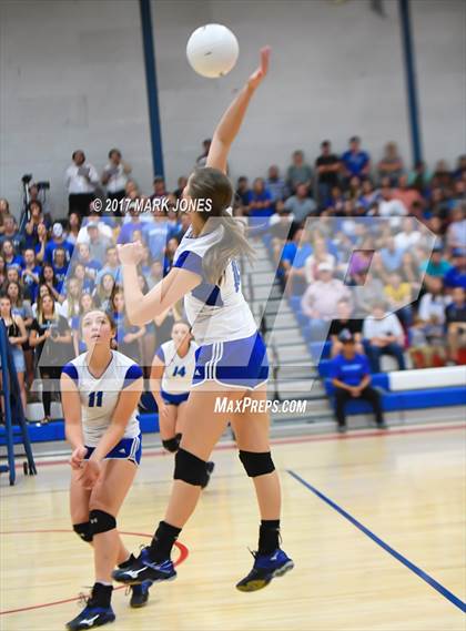 Thumbnail 2 in Snowflake vs. Fountain Hills (AIA 3A Final) photogallery.
