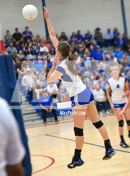 Thumbnail 2 in Snowflake vs. Fountain Hills (AIA 3A Final) photogallery.