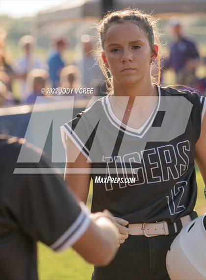 Thumbnail 1 in Hernando vs. DeSoto Central photogallery.