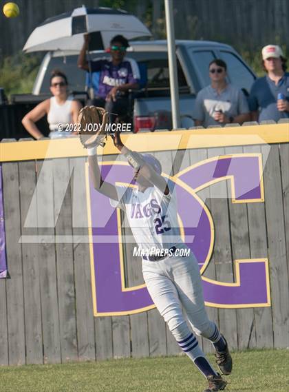 Thumbnail 2 in Hernando vs. DeSoto Central photogallery.