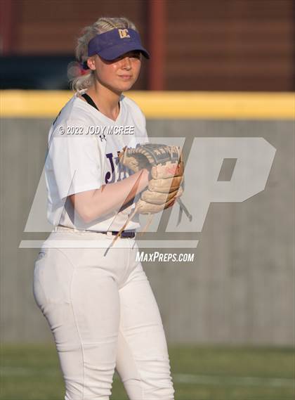 Thumbnail 2 in Hernando vs. DeSoto Central photogallery.