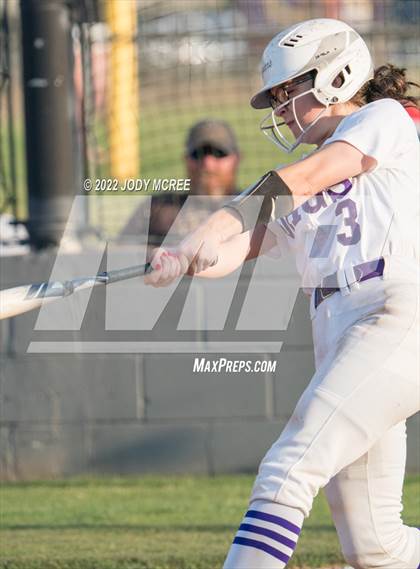Thumbnail 1 in Hernando vs. DeSoto Central photogallery.