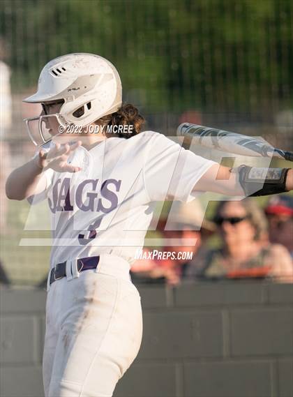 Thumbnail 2 in Hernando vs. DeSoto Central photogallery.