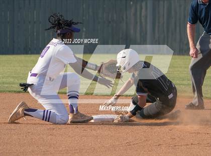 Thumbnail 3 in Hernando vs. DeSoto Central photogallery.