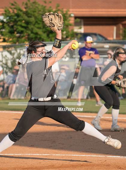 Thumbnail 3 in Hernando vs. DeSoto Central photogallery.