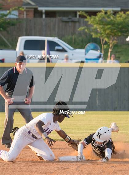 Thumbnail 1 in Hernando vs. DeSoto Central photogallery.