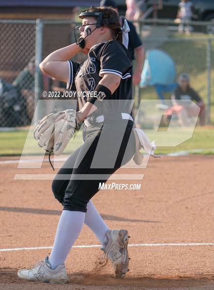 Thumbnail 3 in Hernando vs. DeSoto Central photogallery.