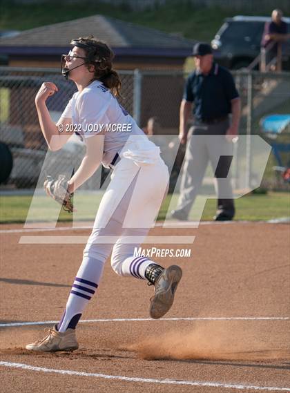 Thumbnail 1 in Hernando vs. DeSoto Central photogallery.
