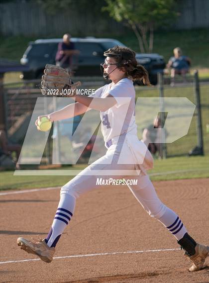Thumbnail 2 in Hernando vs. DeSoto Central photogallery.