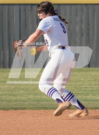 Thumbnail 2 in Hernando vs. DeSoto Central photogallery.