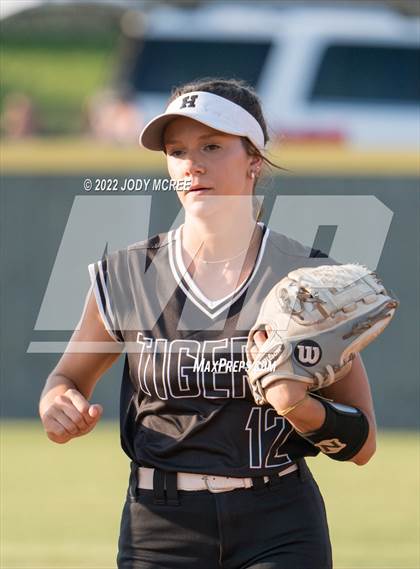 Thumbnail 3 in Hernando vs. DeSoto Central photogallery.