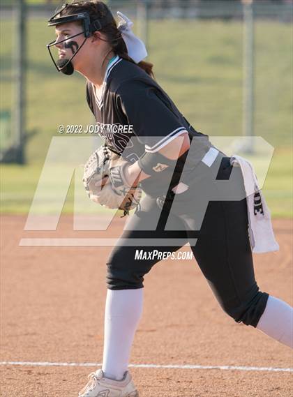 Thumbnail 2 in Hernando vs. DeSoto Central photogallery.