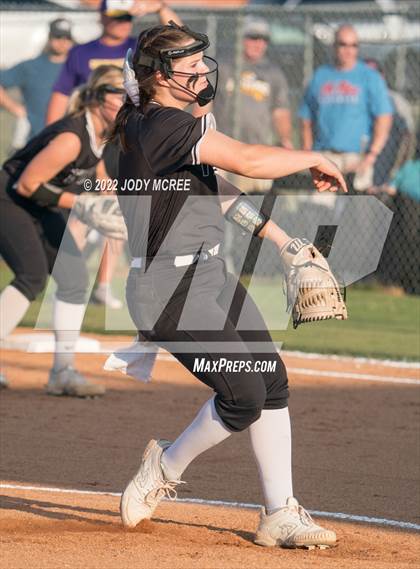 Thumbnail 3 in Hernando vs. DeSoto Central photogallery.