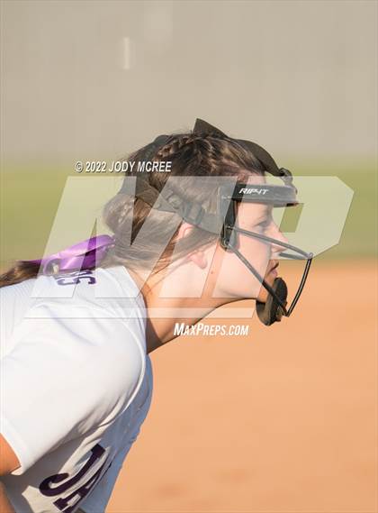 Thumbnail 3 in Hernando vs. DeSoto Central photogallery.