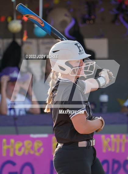 Thumbnail 2 in Hernando vs. DeSoto Central photogallery.