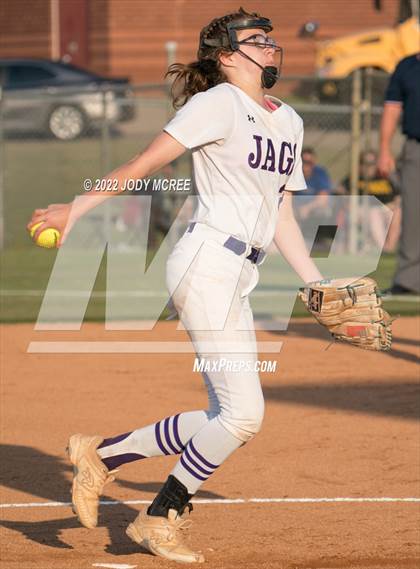 Thumbnail 2 in Hernando vs. DeSoto Central photogallery.