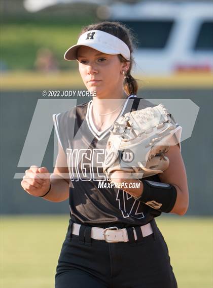 Thumbnail 1 in Hernando vs. DeSoto Central photogallery.
