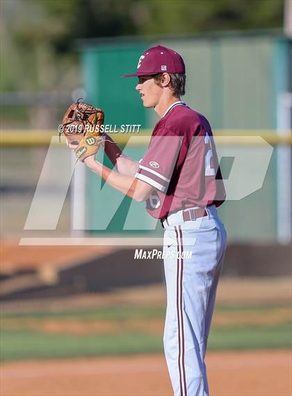 Thumbnail 2 in Kingfisher vs Edmond Memorial photogallery.
