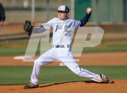 Thumbnail 3 in Kingfisher vs Edmond Memorial photogallery.