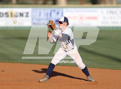 Thumbnail 2 in Kingfisher vs Edmond Memorial photogallery.