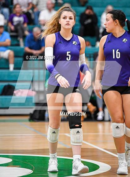 Thumbnail 1 in Brenham vs College Station photogallery.