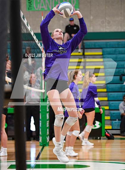 Thumbnail 1 in Brenham vs College Station photogallery.