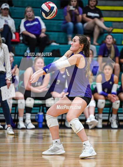 Thumbnail 3 in Brenham vs College Station photogallery.