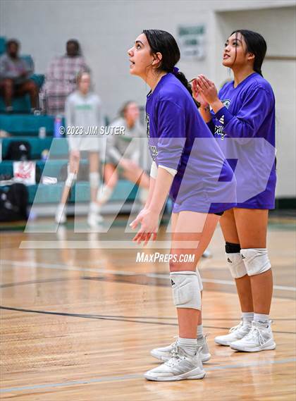 Thumbnail 3 in Brenham vs College Station photogallery.