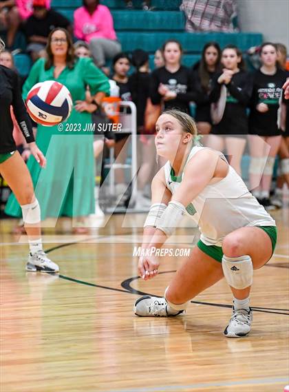 Thumbnail 1 in Brenham vs College Station photogallery.