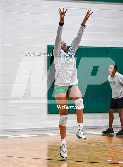 Thumbnail 1 in Brenham vs College Station photogallery.
