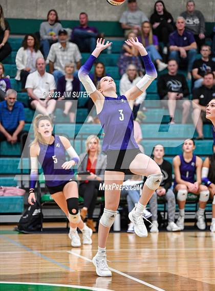 Thumbnail 1 in Brenham vs College Station photogallery.