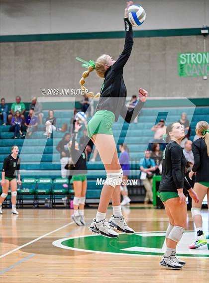 Thumbnail 1 in Brenham vs College Station photogallery.