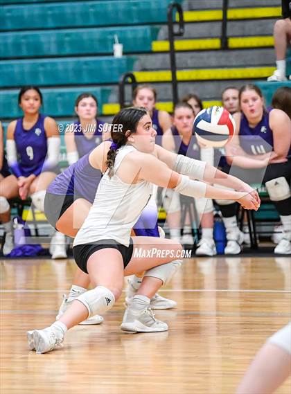 Thumbnail 1 in Brenham vs College Station photogallery.