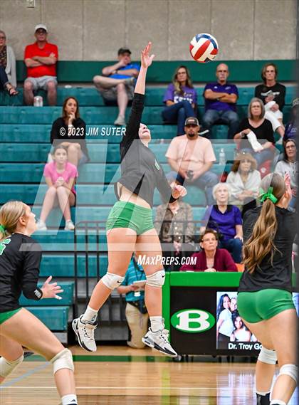 Thumbnail 2 in Brenham vs College Station photogallery.