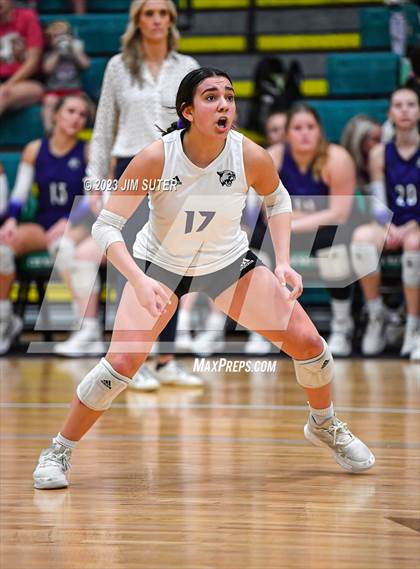 Thumbnail 1 in Brenham vs College Station photogallery.